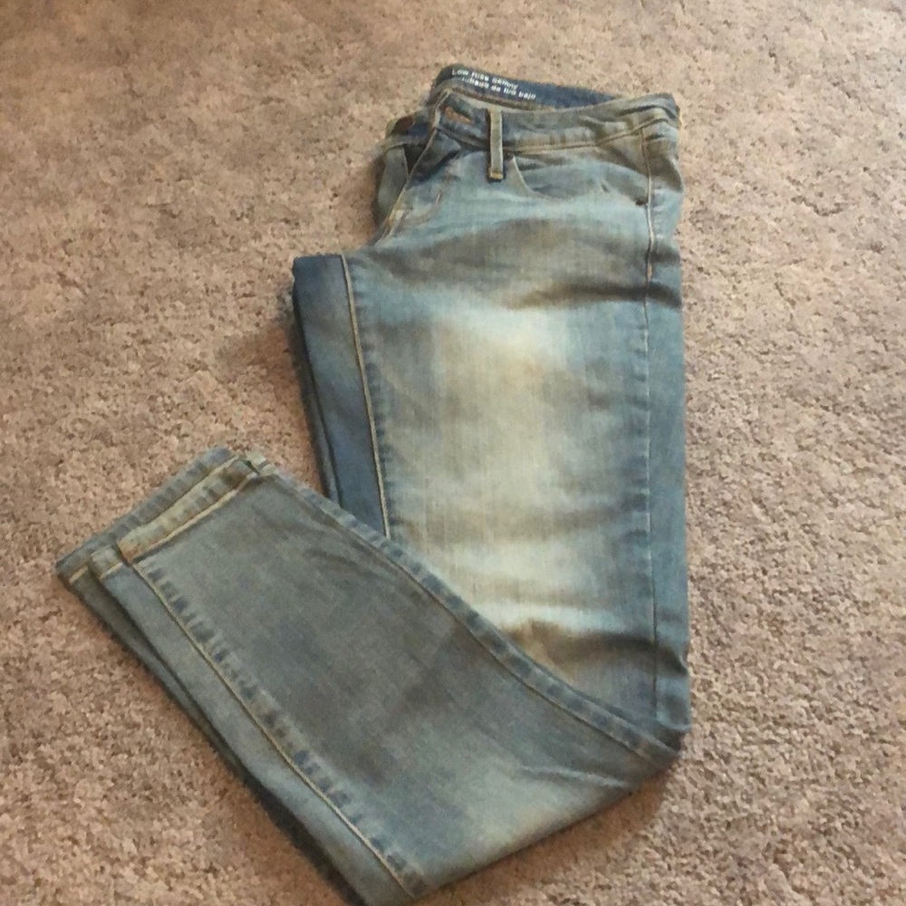 Low rise skinny
